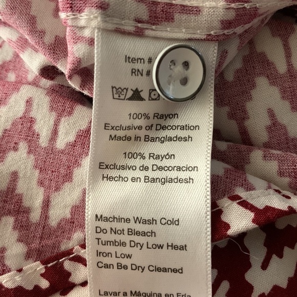 Jachs Girfriend button down 100% rayon geometric top women’s Large - Picture 7 of 8